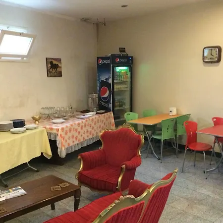 Uenver Hotel
