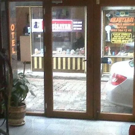 Uenver Hotel 2*